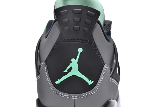 HYPE Glow Green Air 308497-033 Retro Jordan 4 0815